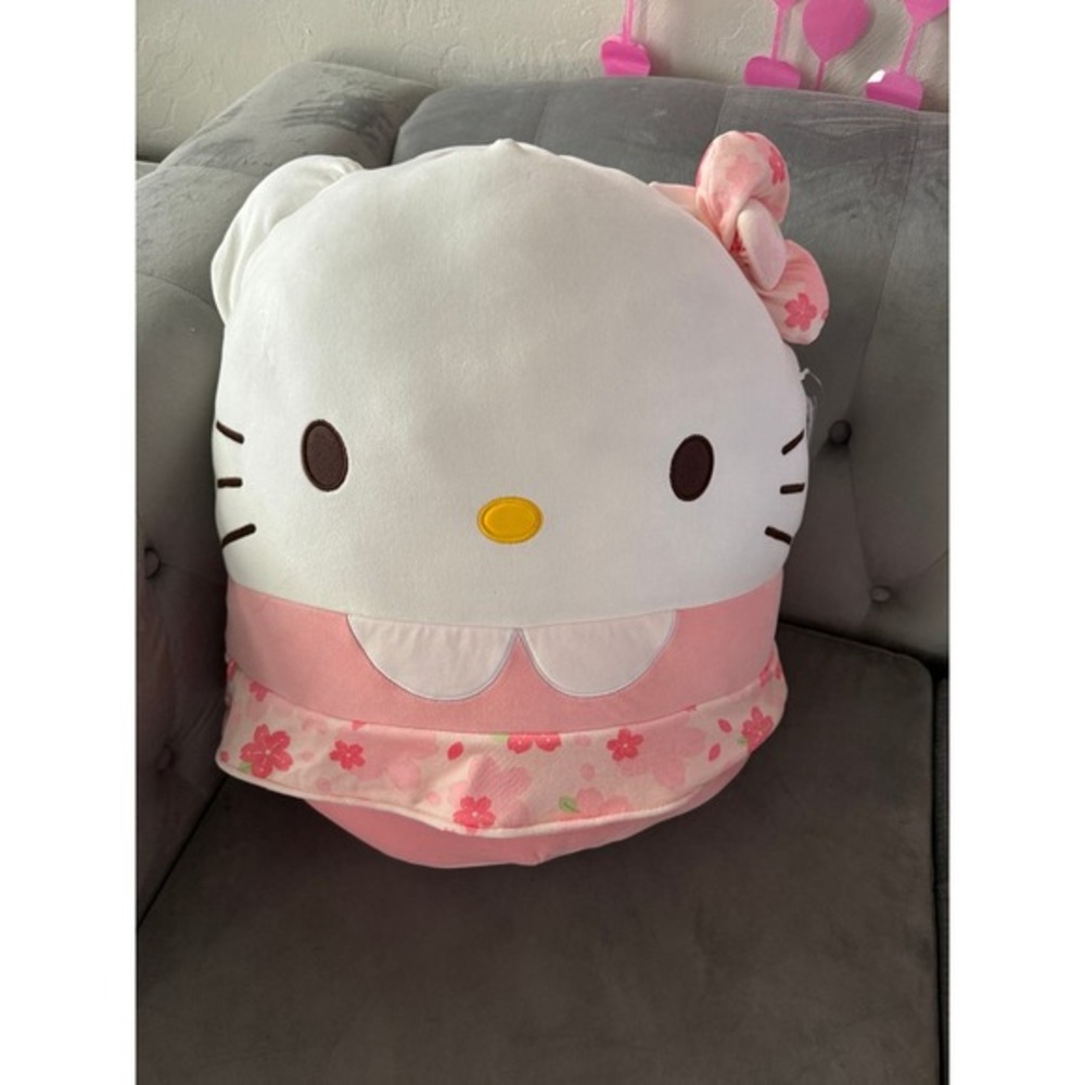 Hello Kitty Squishmallow cherry blossom‎ 20” new
